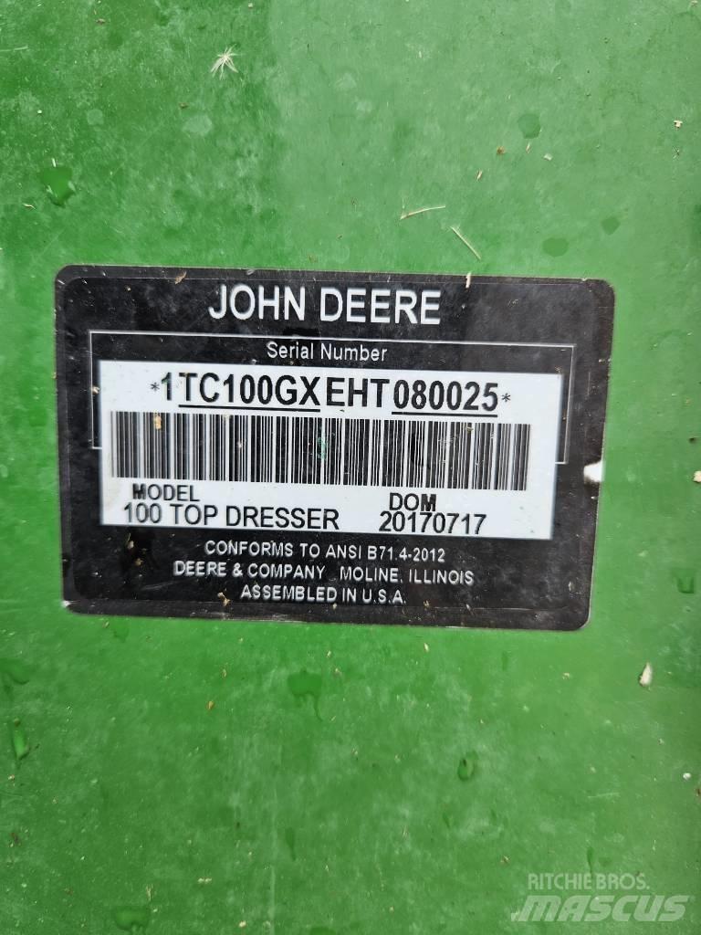 John Deere TD 100 Levittimet