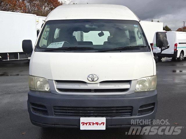 Toyota CBF-TRH223B Muut autot