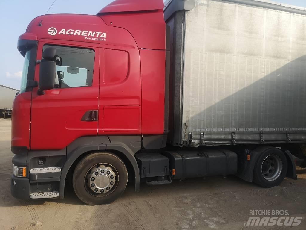 Scania R410 mega Vetopöytäautot