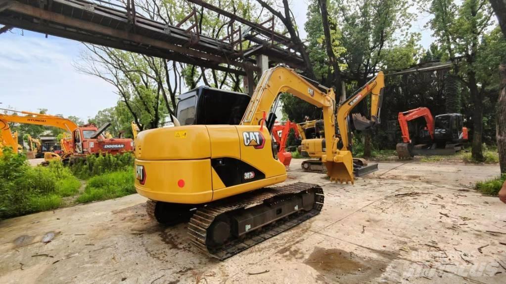 CAT 307 Telakaivukoneet
