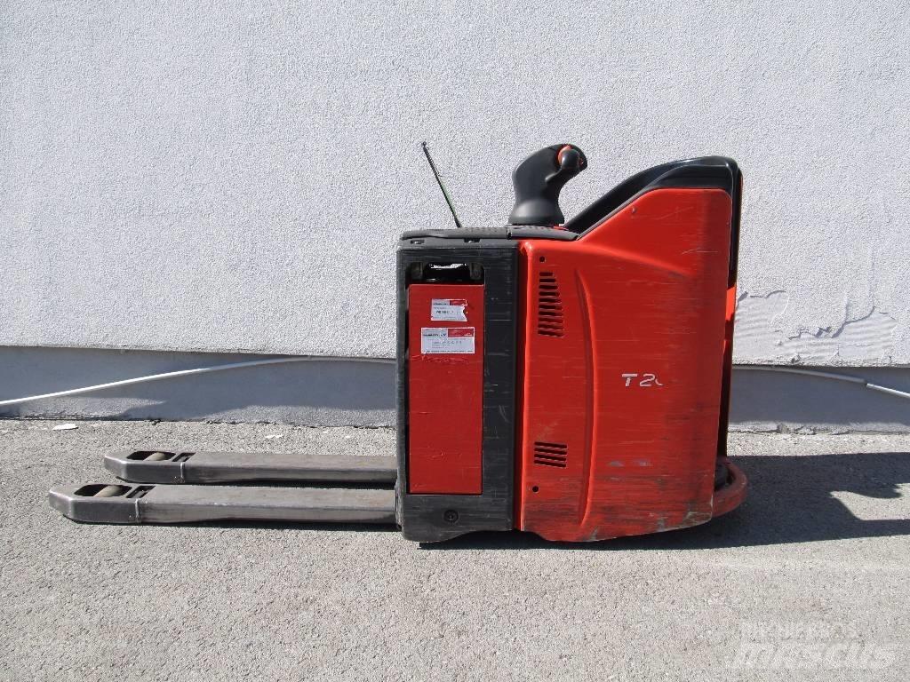 Linde T20SP/131 Lavansiirtotrukit ajotasolla