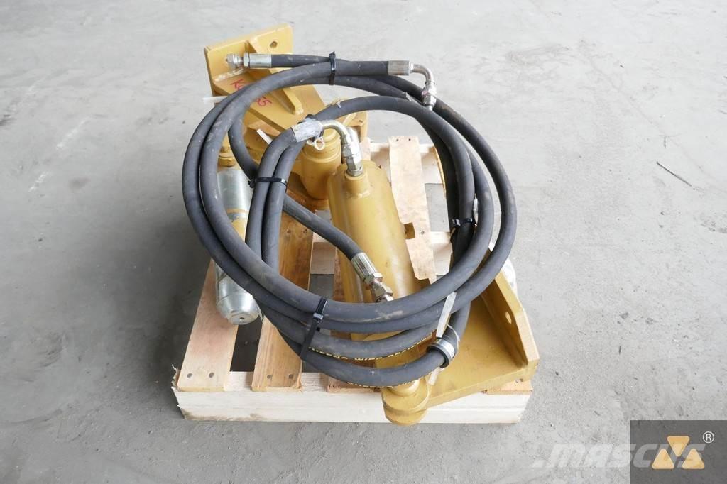 CAT D8T Pin puller Muut