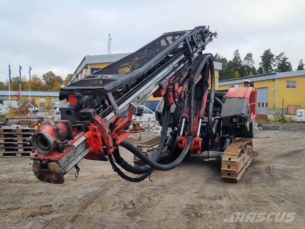 Sandvik Dino DC400Ri Avolouhintaporauslaitteet