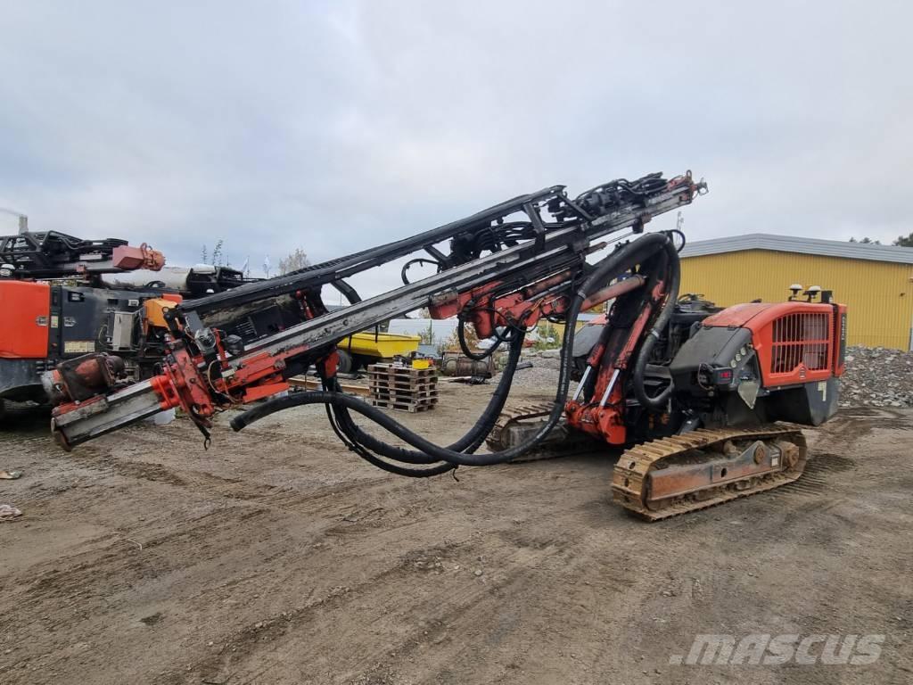 Sandvik Dino DC400Ri Avolouhintaporauslaitteet