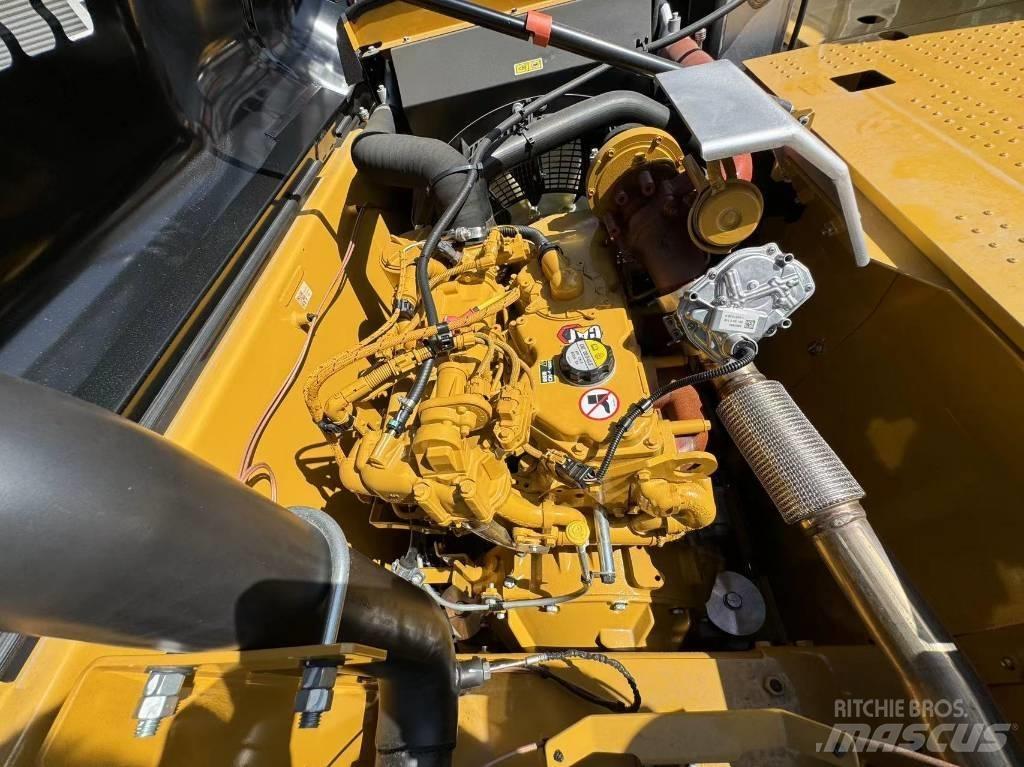 CAT 320GX Telakaivukoneet