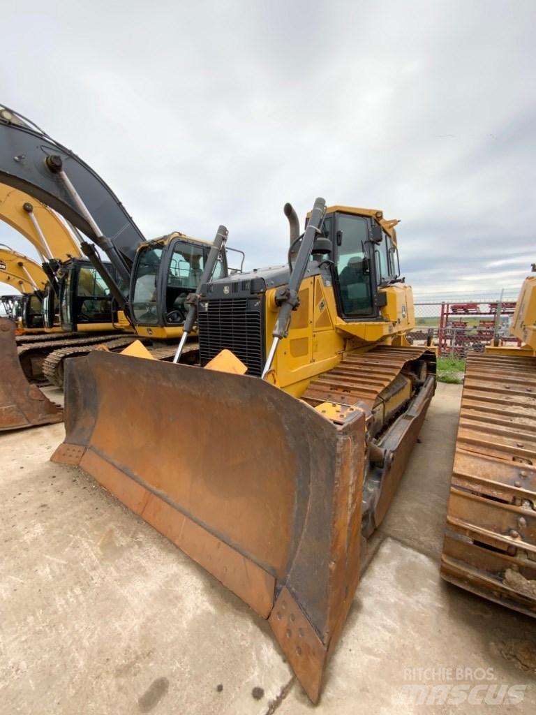 John Deere 850K WT Telaketjupuskutraktorit