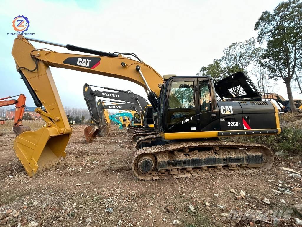 CAT 326 D Telakaivukoneet