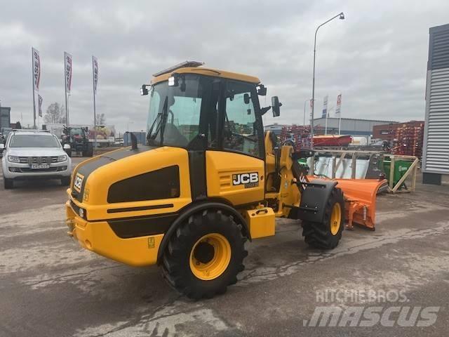 JCB 407 Agri Pyöräkuormaajat