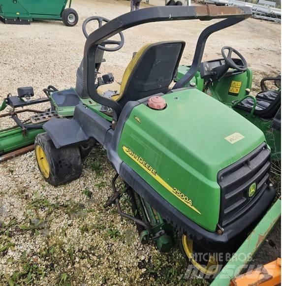 John Deere 2500 A Greenikoneet