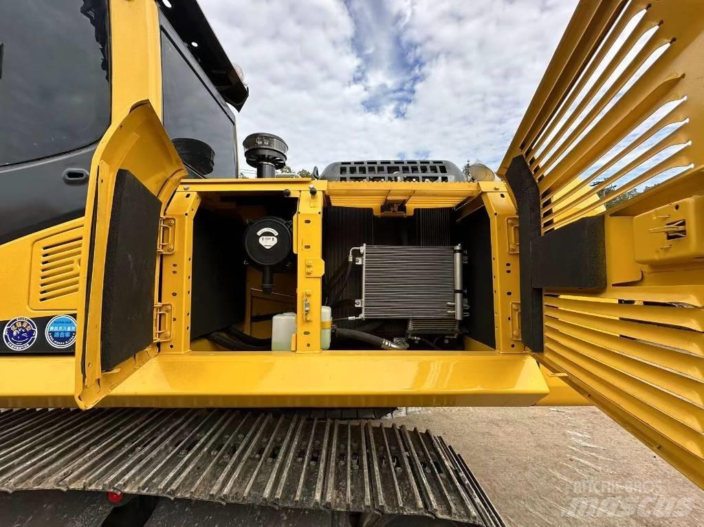 Komatsu PC 220 Telakaivukoneet