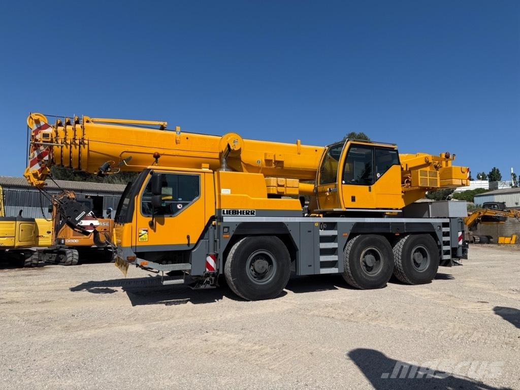Liebherr LTM 1055 RT-nosturit