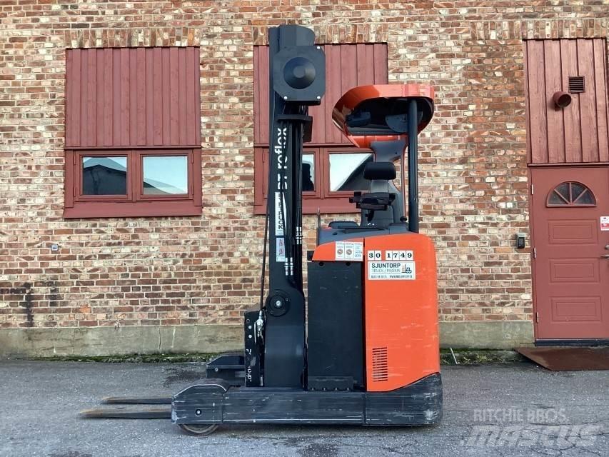 BT RRE 160 Työntömastotrukit