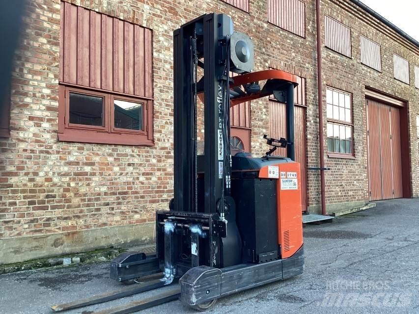 BT RRE 160 Työntömastotrukit
