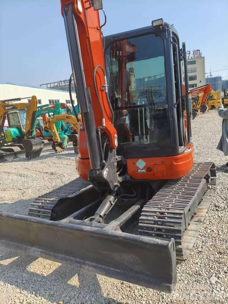 Kubota KX 061-3 Minikaivukoneet < 7t