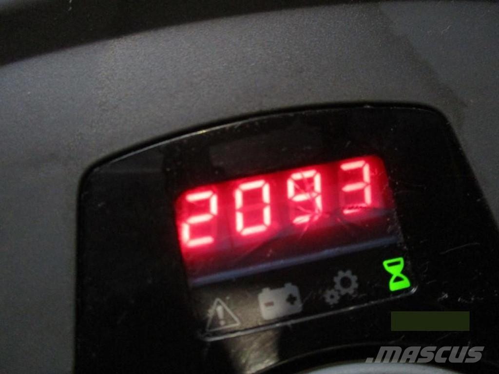 Toyota LPE200 Lavansiirtotrukit ajotasolla