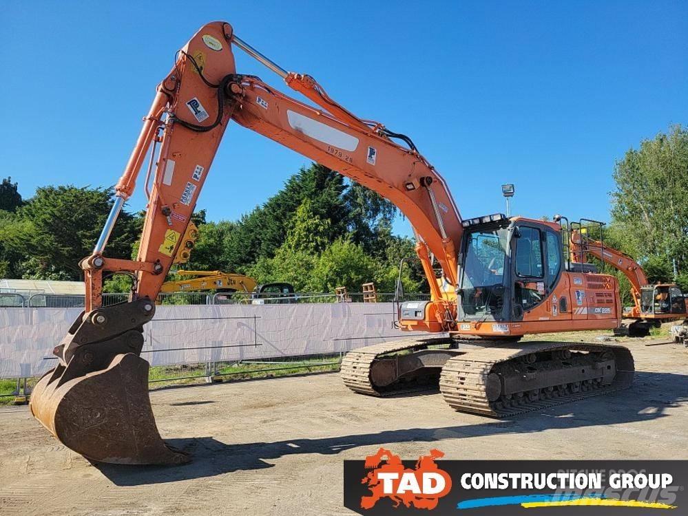 Doosan DX 225 LC-3 Telakaivukoneet