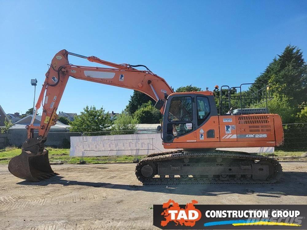 Doosan DX 225 LC-3 Telakaivukoneet