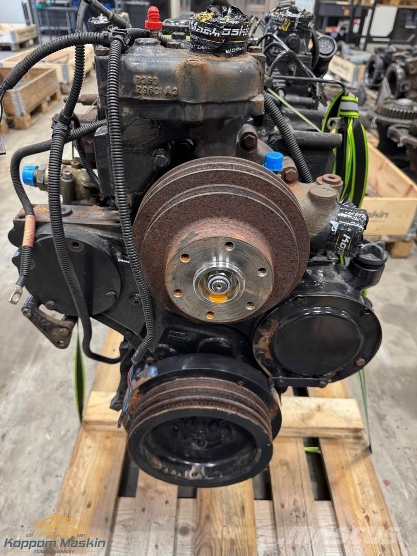 Sisu 74 EWA Moottorit