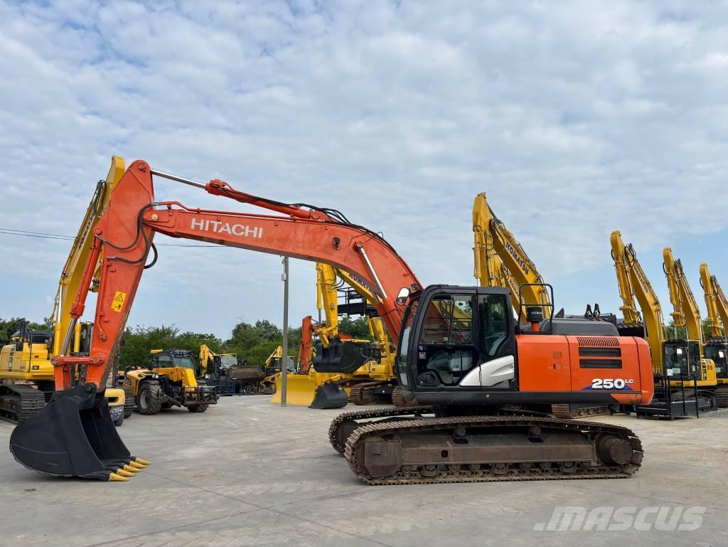 Hitachi ZX 250 LC-6 Telakaivukoneet