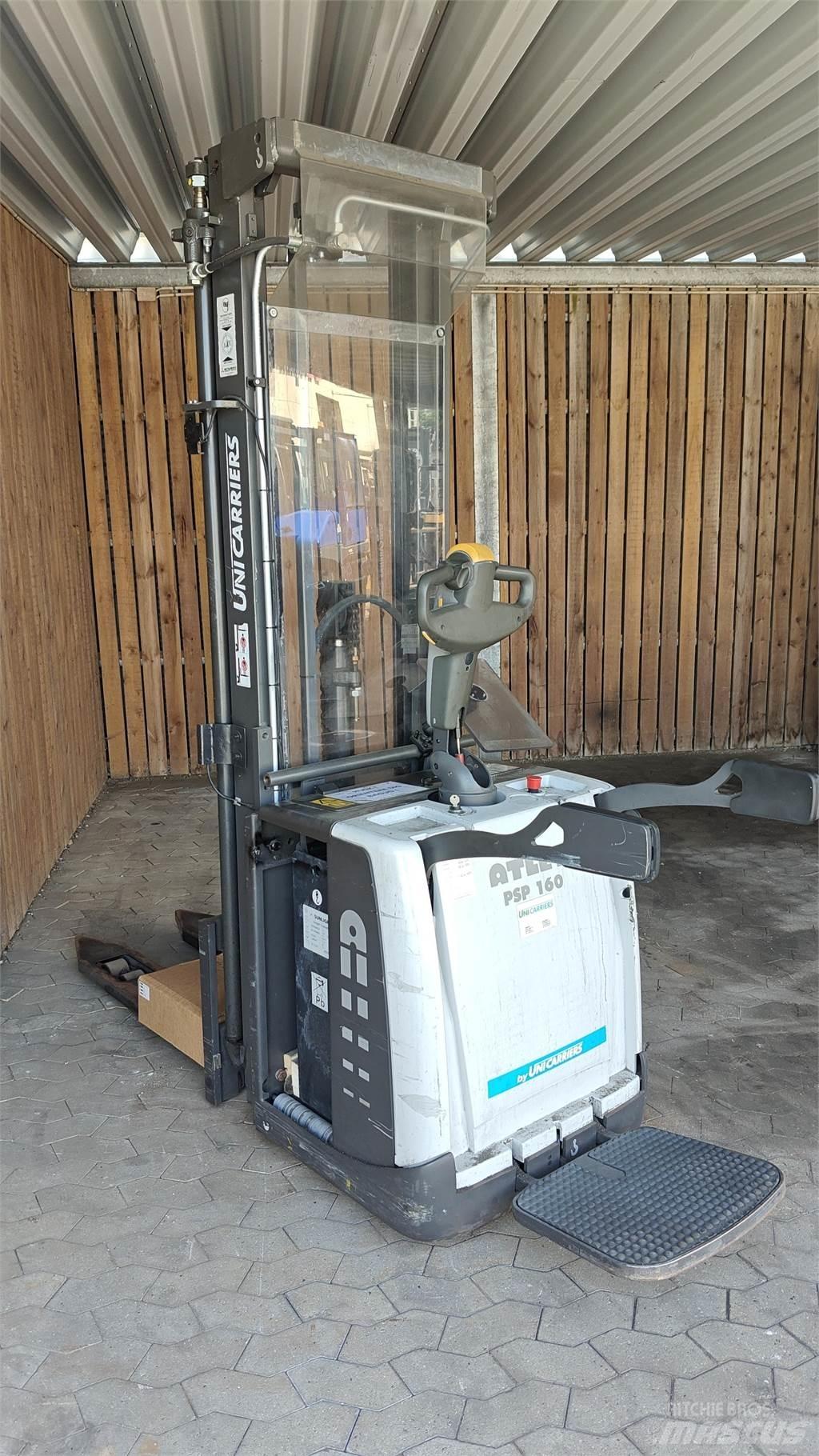Atlet PSP160 Lavansiirtotrukit ajotasolla