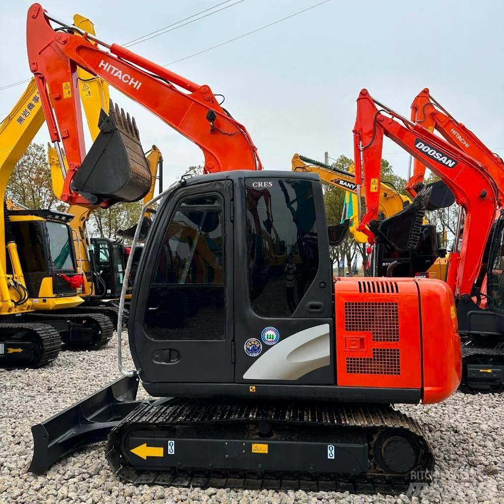 Hitachi ZX60 Minikaivukoneet < 7t