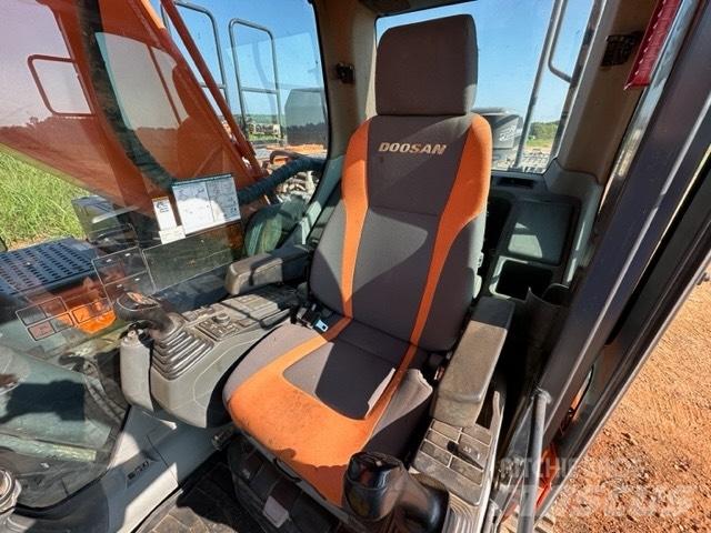 Doosan DX 350 LC-5 Telakaivukoneet