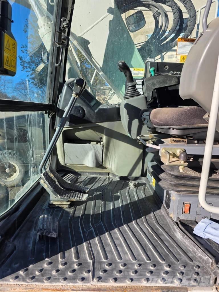 Takeuchi TB 2150 R Telakaivukoneet