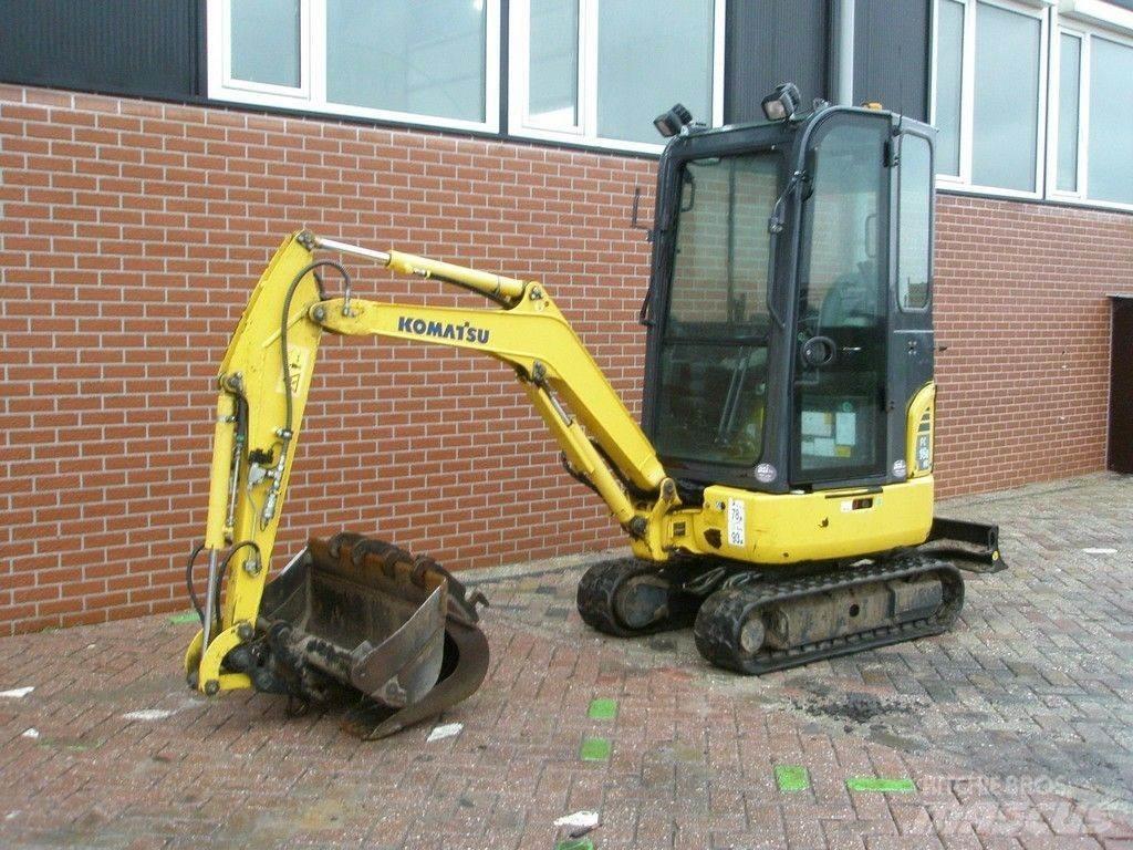 Komatsu PC16R-3HS Minikaivukoneet < 7t