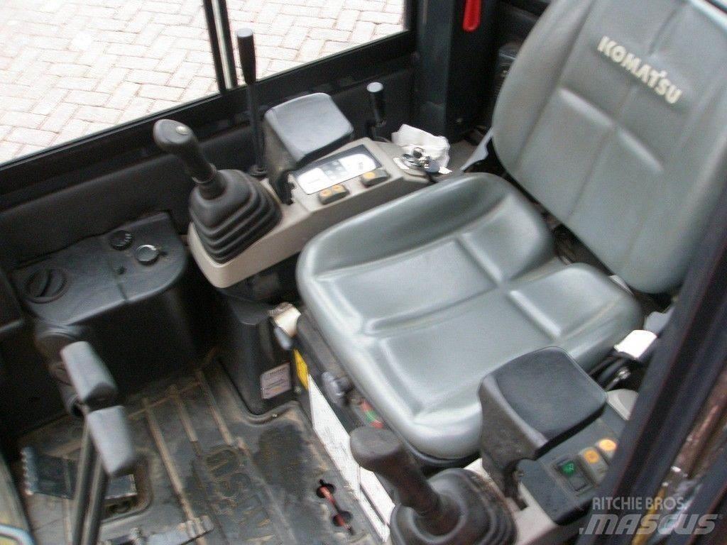 Komatsu PC16R-3HS Minikaivukoneet < 7t