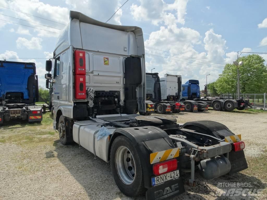 DAF XF 460 FT Vetopöytäautot