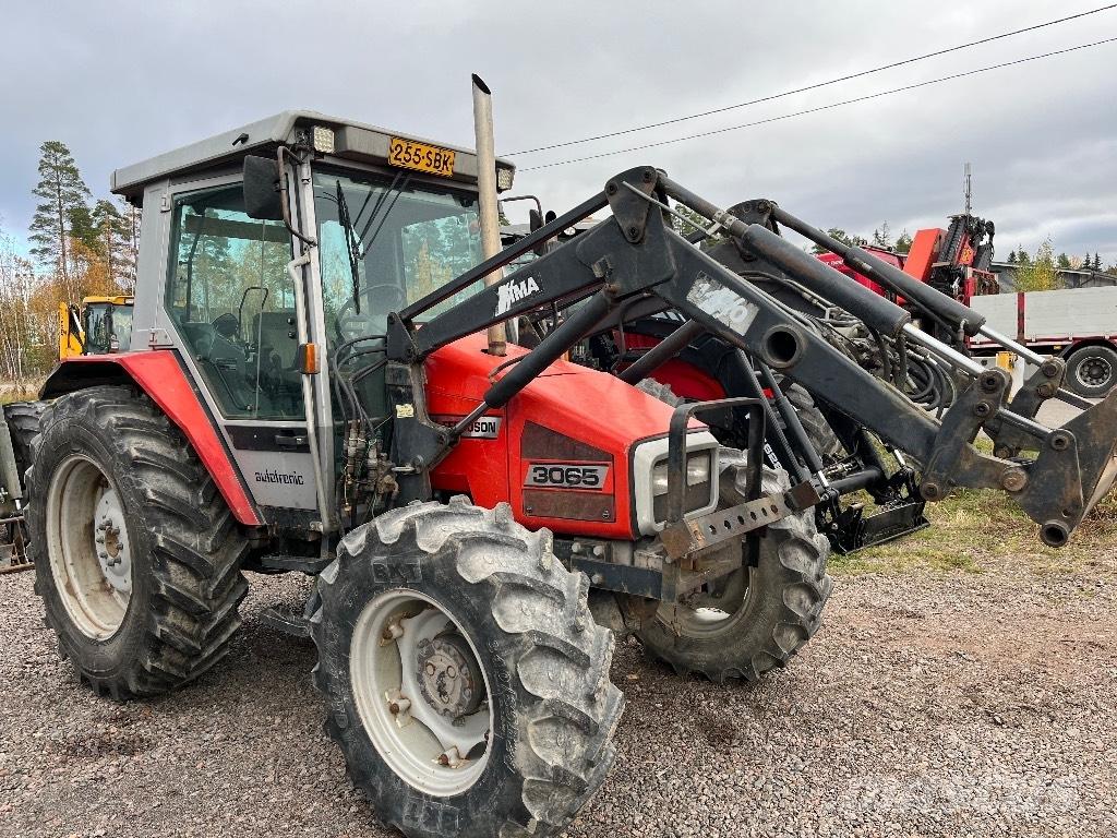 Massey Ferguson 3065 Traktorit