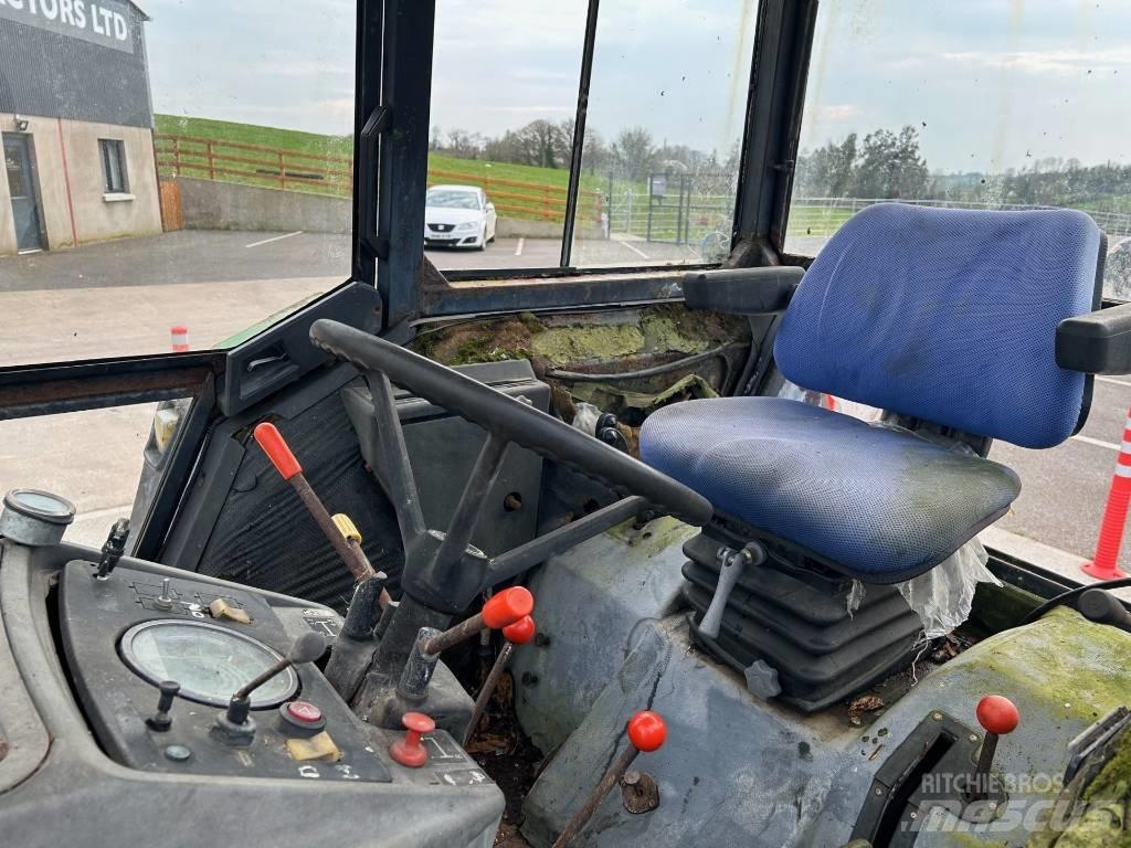 John Deere 3140 Traktorit