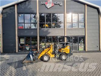 Schäffer 2428 Pienkuormaajat