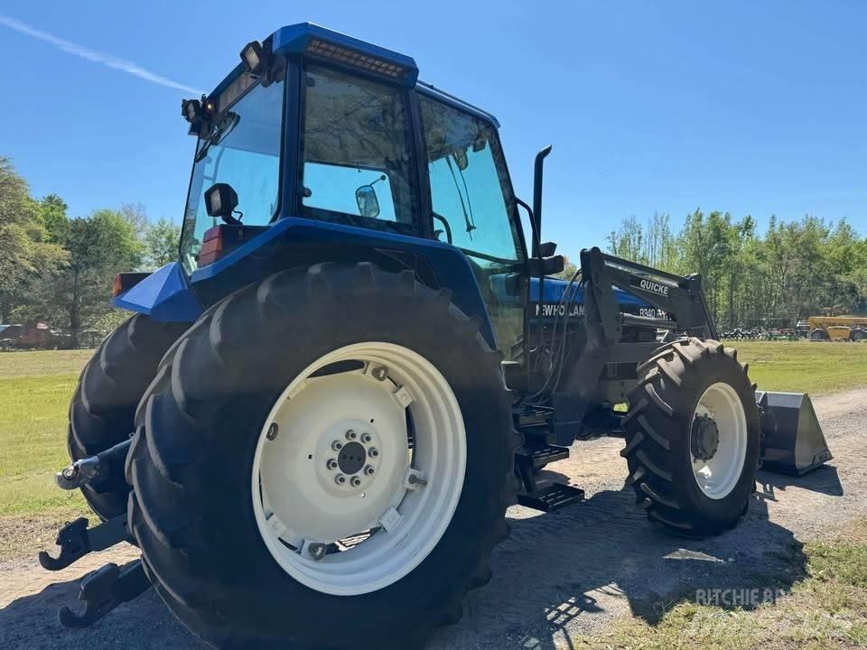 New Holland 8340 Traktorit