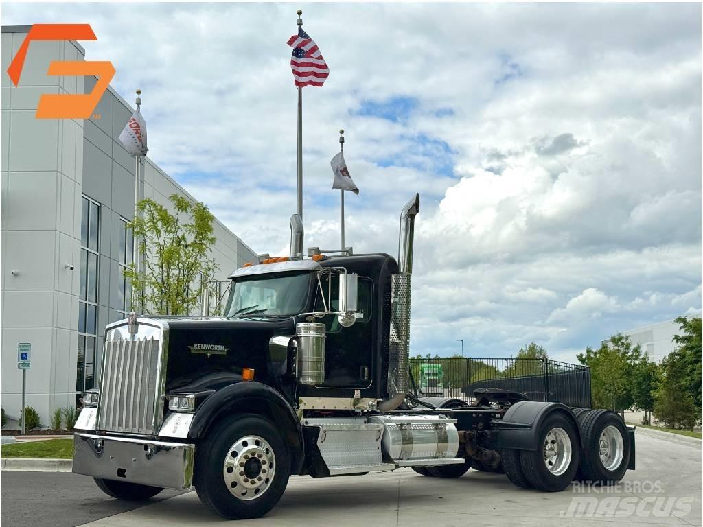 Kenworth W900 Vetopöytäautot
