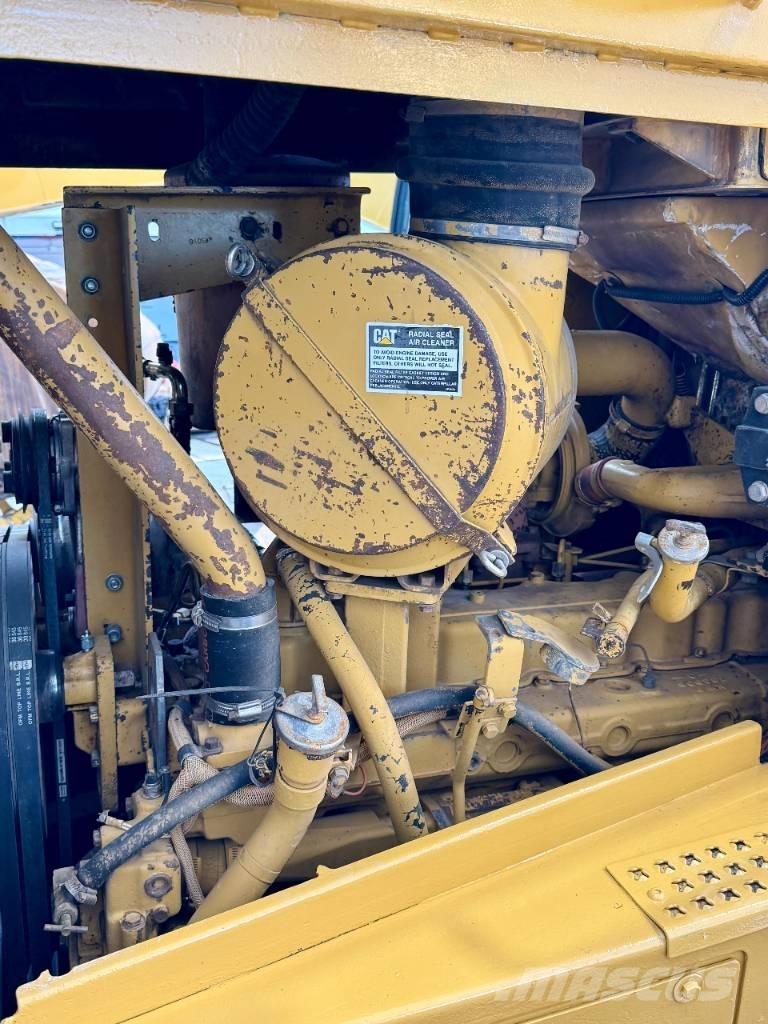 CAT D 6 H Telaketjupuskutraktorit