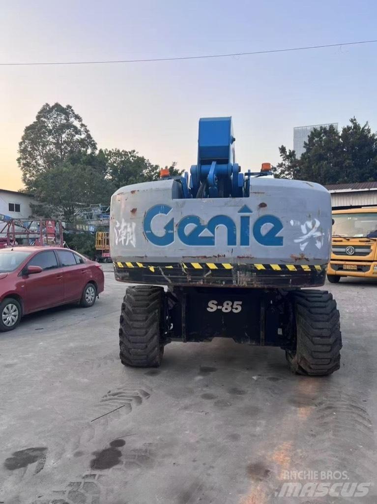 Genie S 85 Teleskooppipuominostimet