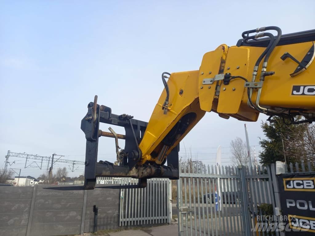 JCB 535-125 Kurottajat