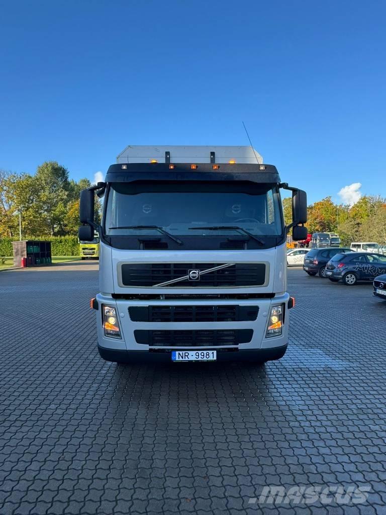 Volvo FM 9 Nosturiautot