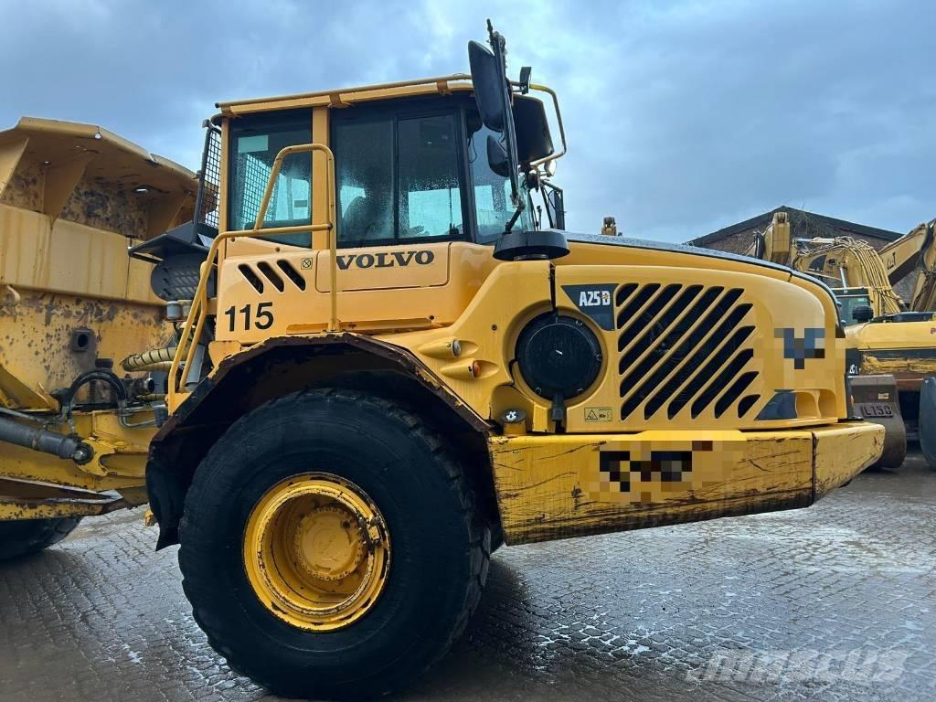 Volvo A 25 D Dumpperit