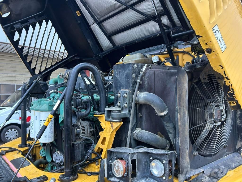 Volvo A 25 D Dumpperit