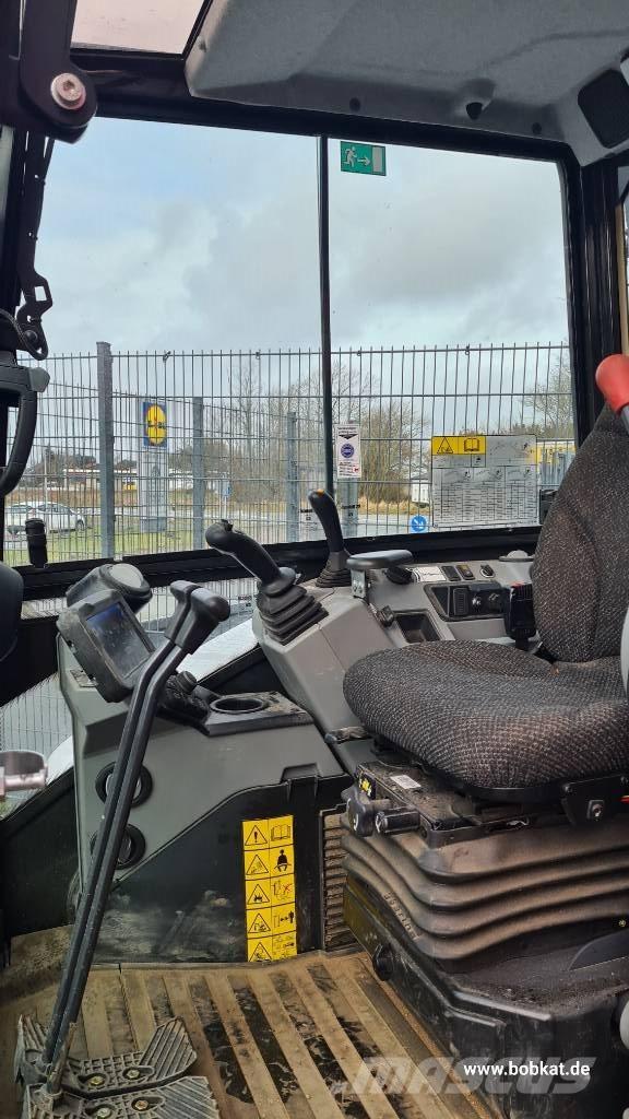 Bobcat E 60 Minikaivukoneet < 7t