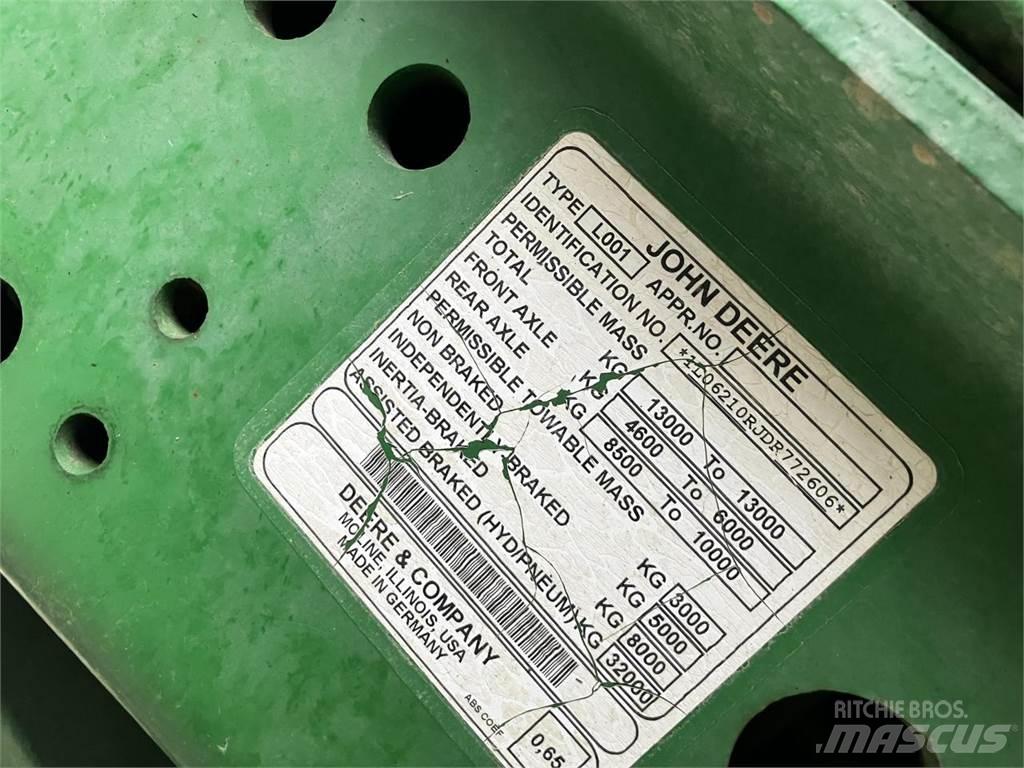 John Deere 6210R Traktorit