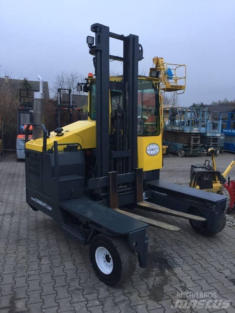 Combilift C5000XL Nelitietrukit