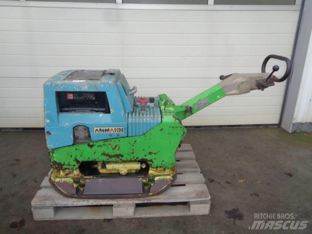 Ammann AVH 4020 Tärylevyt