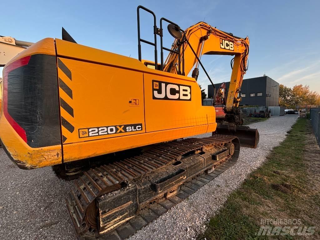 JCB 220 Telakaivukoneet