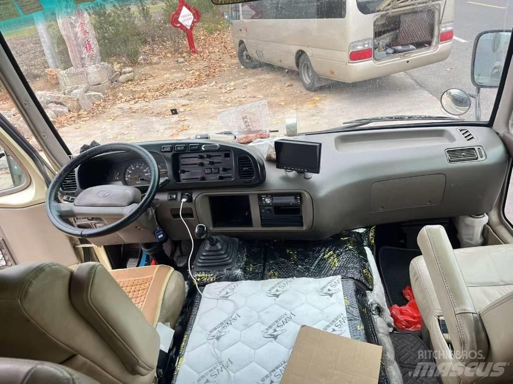 Toyota Coaster Linjaliikennebussit