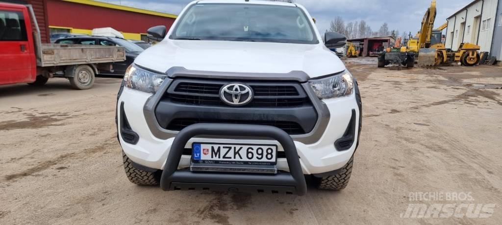 Toyota Hilux Lava-autot
