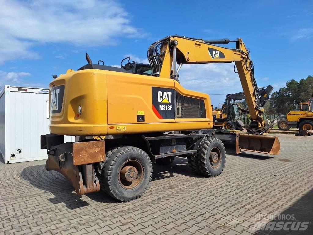 CAT M 318 F Pyöräkaivukoneet