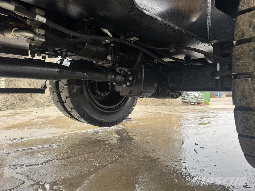 CAT MH3022 Jätteenkäsittelijät